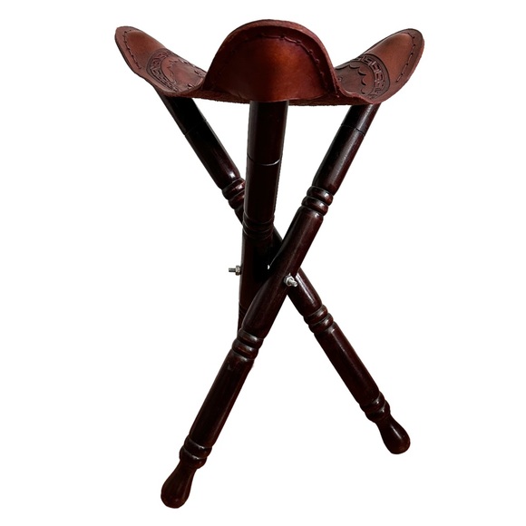 Vintage Handcrafted Mexican Leather Saddle Seat Folding Tripod Camping Stool - Picture 6 of 13